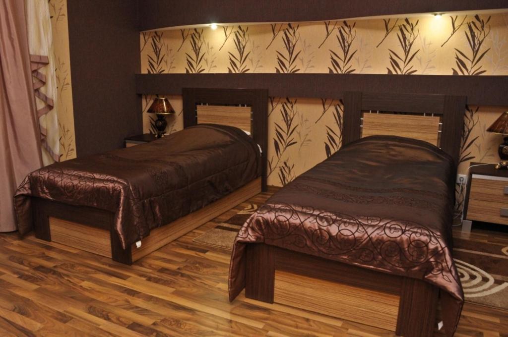 Coliseum Hotel Khmel'nyts'kyy Room photo